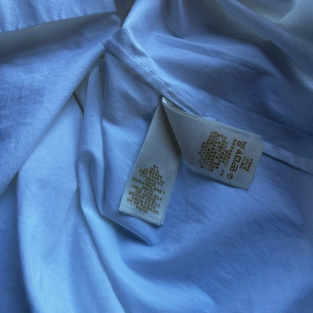 Kate Spade White and Navy Sleeveless Button Down Shirt